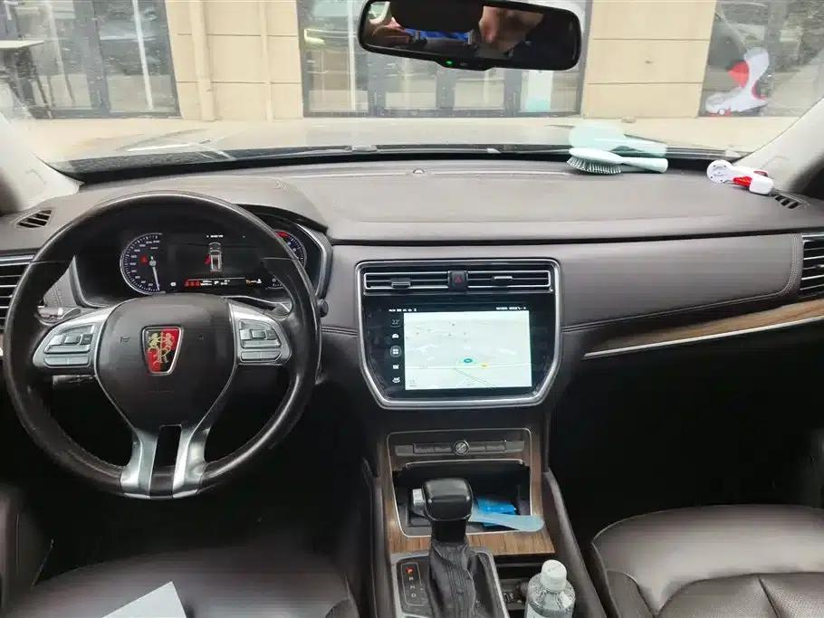 Roewe RX8 2018 30T Intelligent Internet Four-Wheel Drive Flagship Edition — миниатюра 12