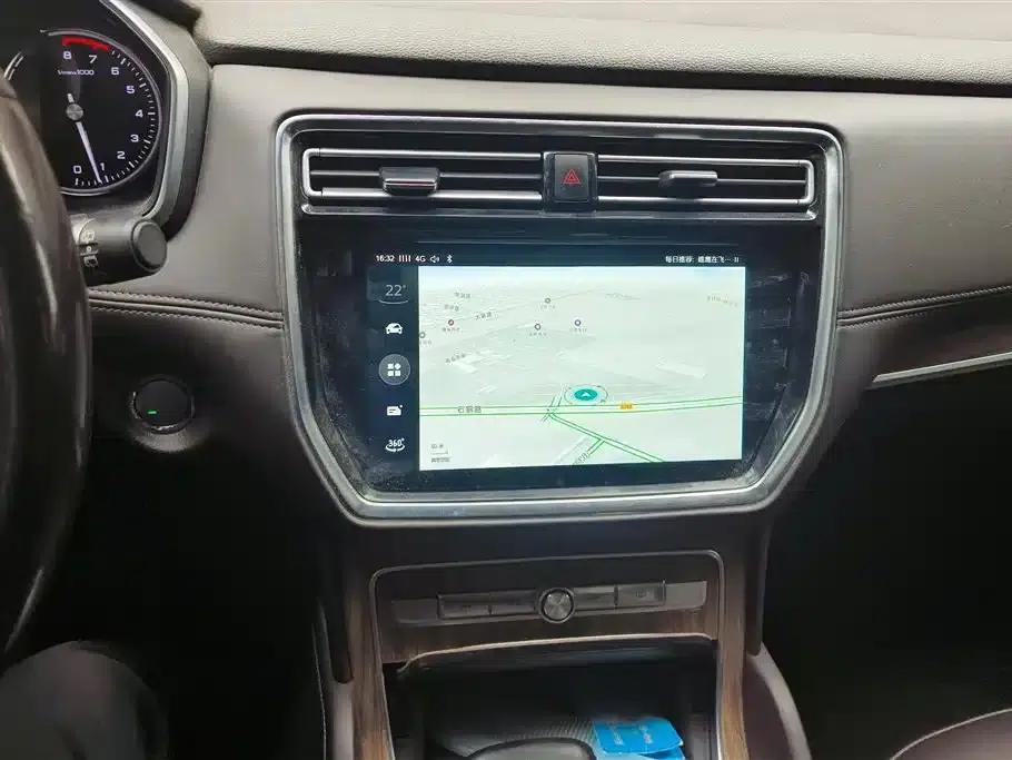 Roewe RX8 2018 30T Intelligent Internet Four-Wheel Drive Flagship Edition — миниатюра 13