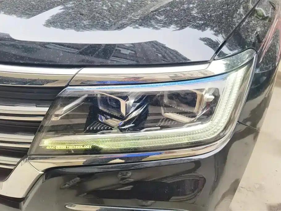 Roewe RX8 2018 30T Intelligent Internet Four-Wheel Drive Flagship Edition — миниатюра 5