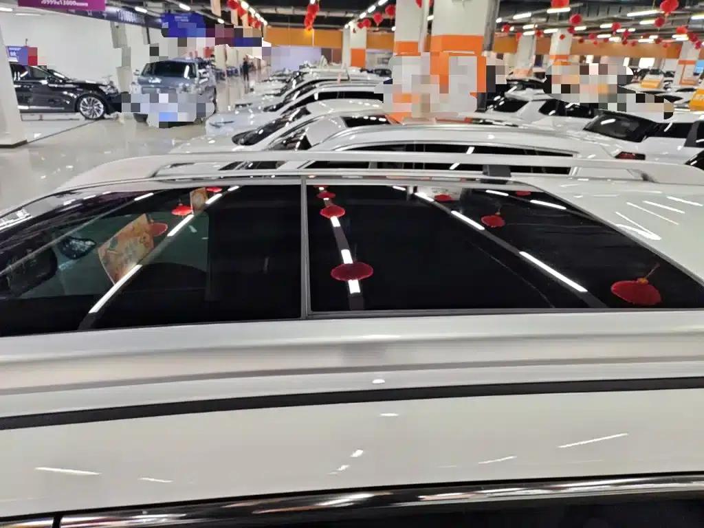 Roewe RX8 2018 30T Intelligent Internet Four-Wheel Drive Supreme Edition — миниатюра 23
