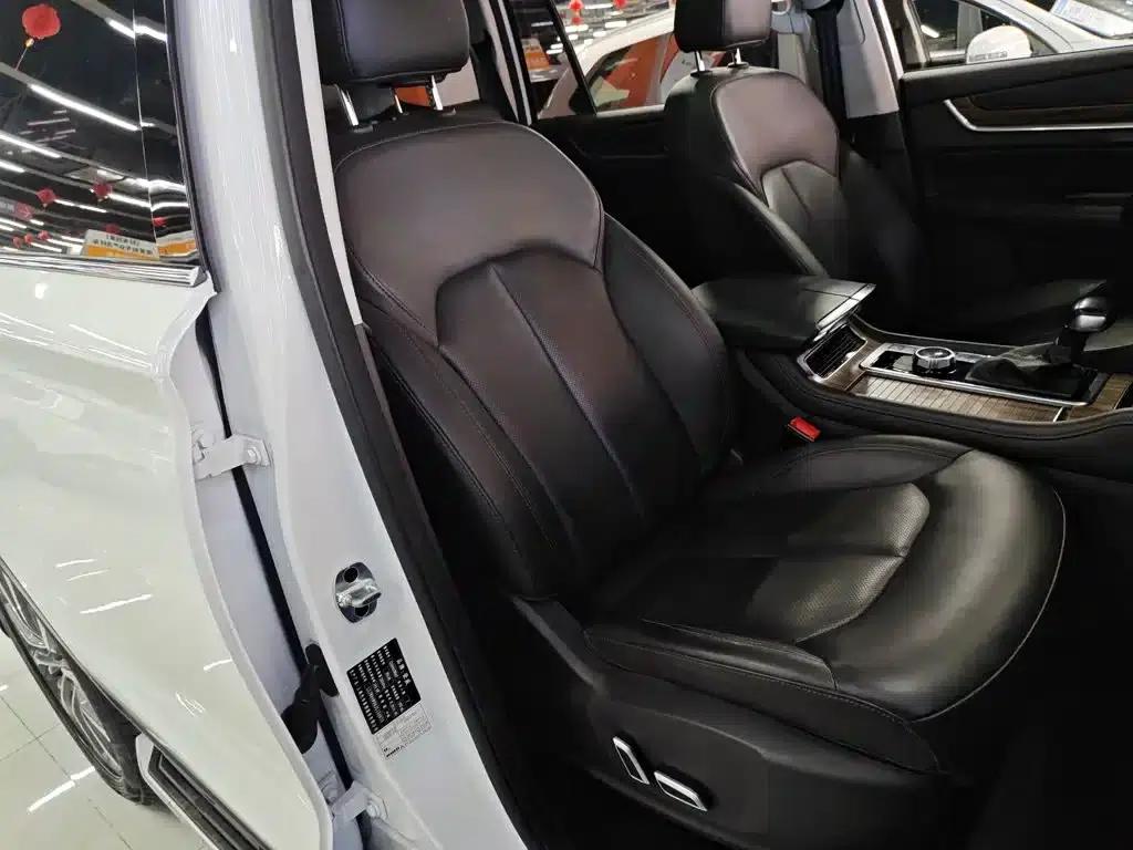 Roewe RX8 2018 30T Intelligent Internet Four-Wheel Drive Supreme Edition — миниатюра 4