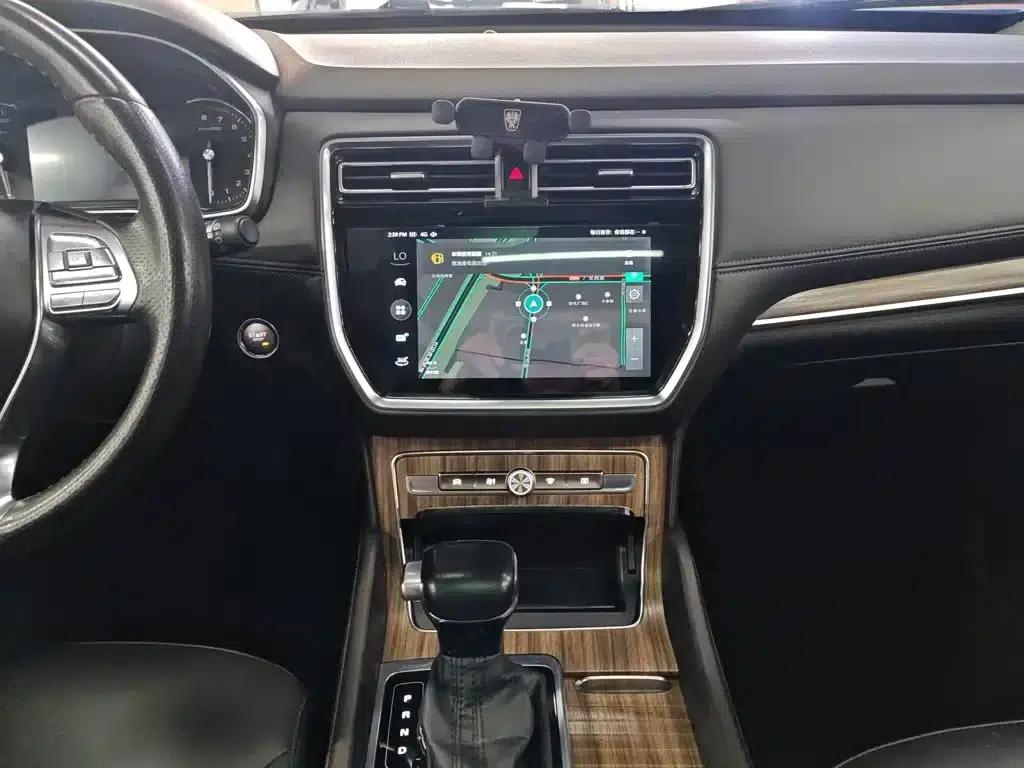 Roewe RX8 2018 30T Intelligent Internet Four-Wheel Drive Supreme Edition — миниатюра 10