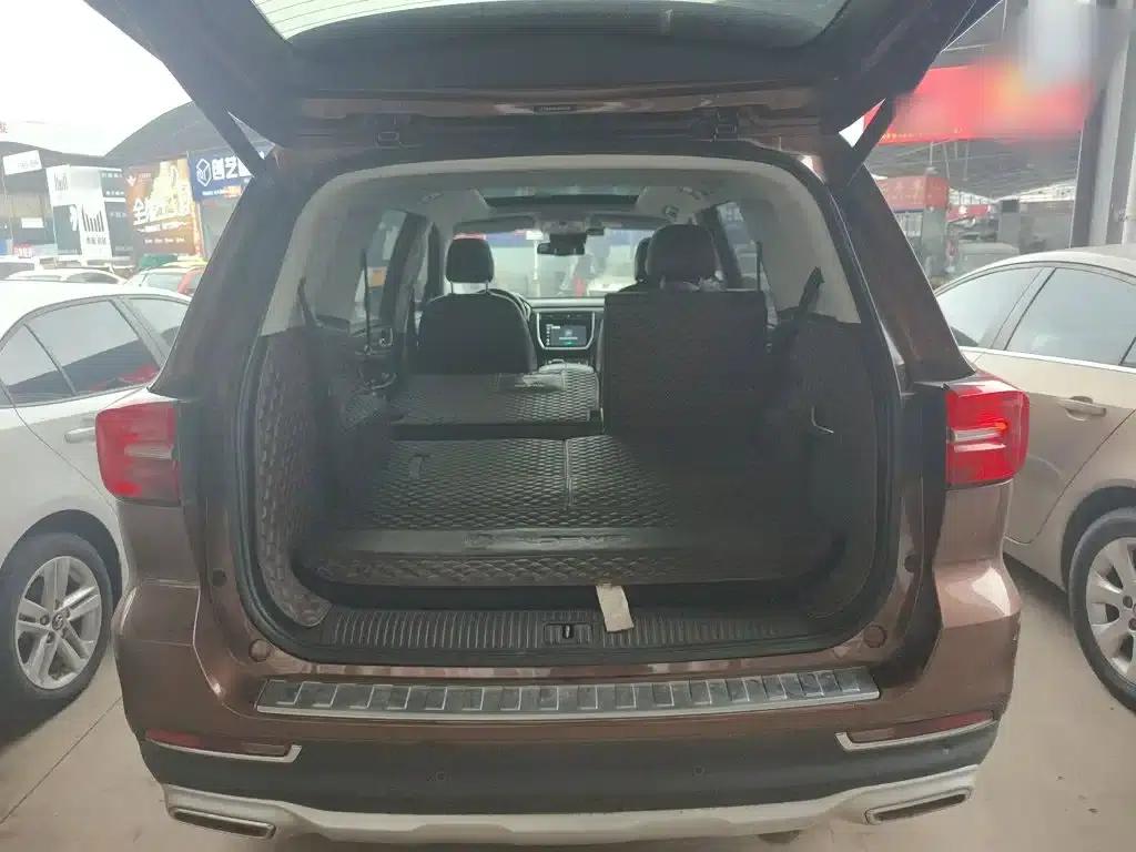 Roewe RX8 2018 30T Intelligent Internet Two-Wheel Drive Supreme Edition — миниатюра 15