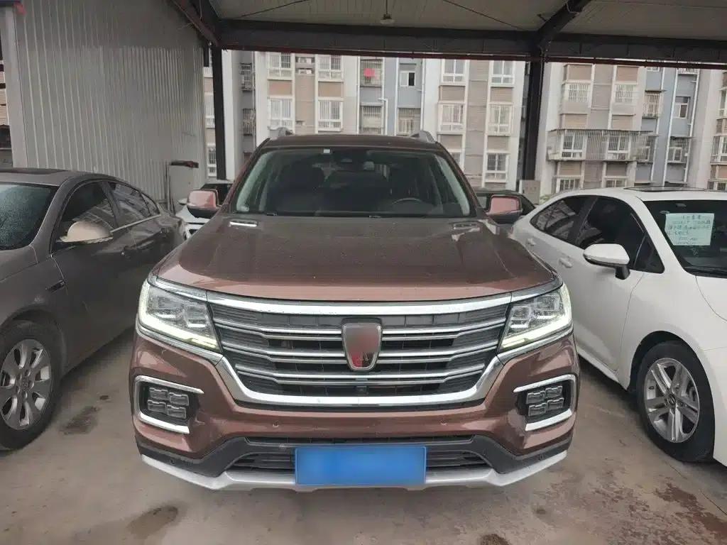Roewe RX8 2018 30T Intelligent Internet Two-Wheel Drive Supreme Edition — миниатюра 3
