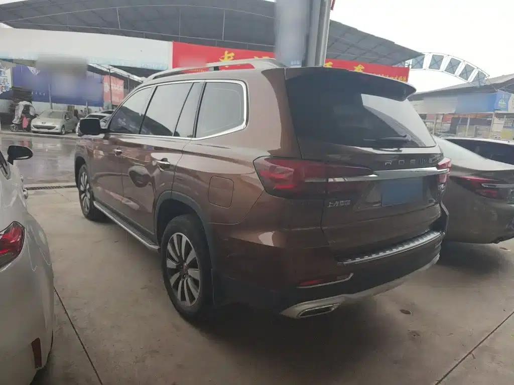 Roewe RX8 2018 30T Intelligent Internet Two-Wheel Drive Supreme Edition — миниатюра 23