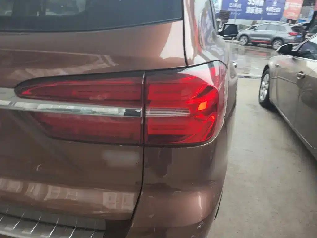 Roewe RX8 2018 30T Intelligent Internet Two-Wheel Drive Supreme Edition — миниатюра 24