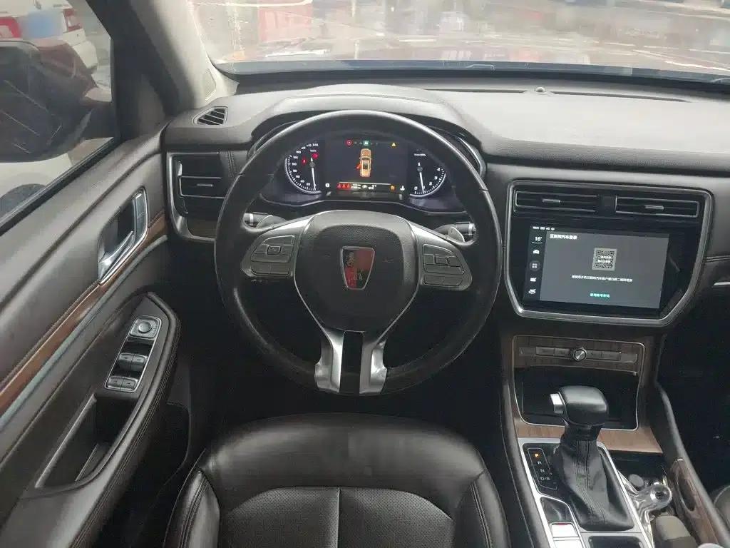 Roewe RX8 2018 30T Intelligent Internet Two-Wheel Drive Supreme Edition — миниатюра 7