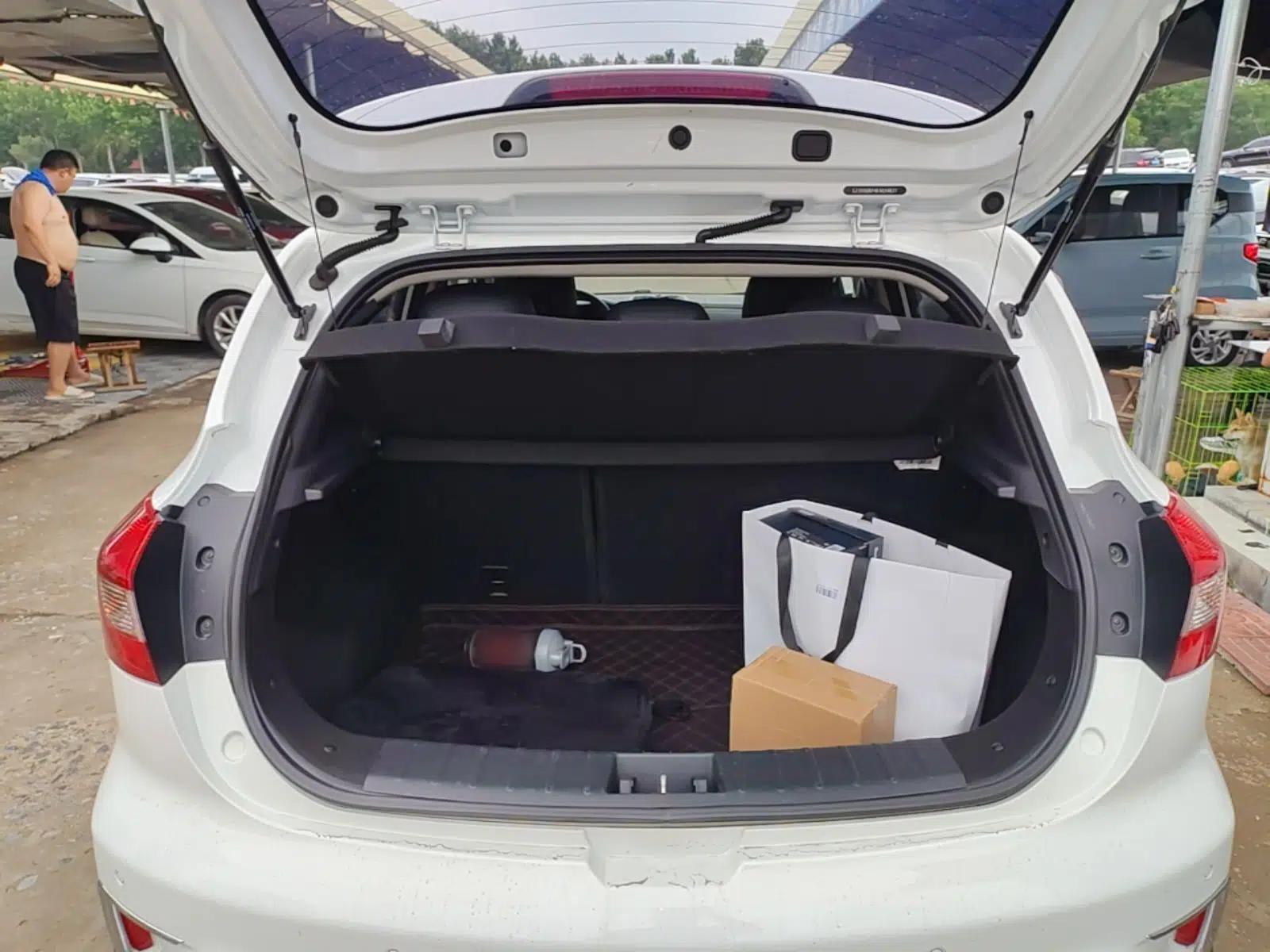 JAC Group iEV7S 2019 Luxury Smart Fully Equipped Edition — миниатюра 27