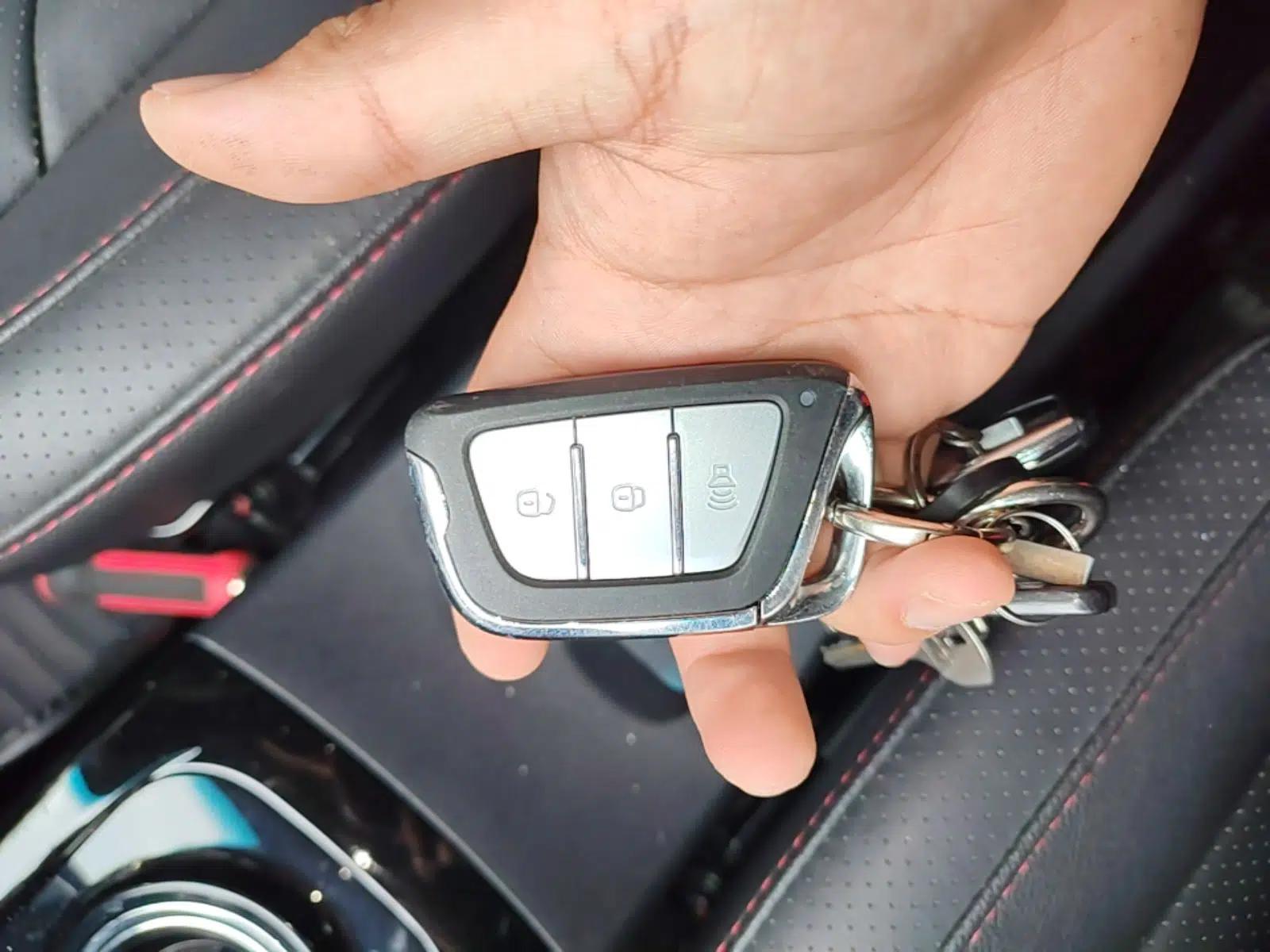 JAC Group iEV7S 2019 Luxury Smart Fully Equipped Edition — миниатюра 28