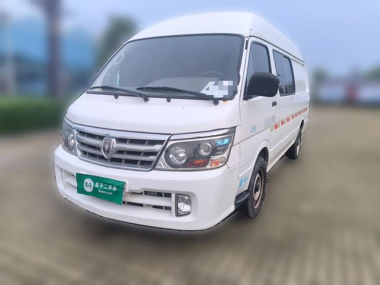Jinbei Hiace 2.0 manual 4-seat cargo van — миниатюра 1