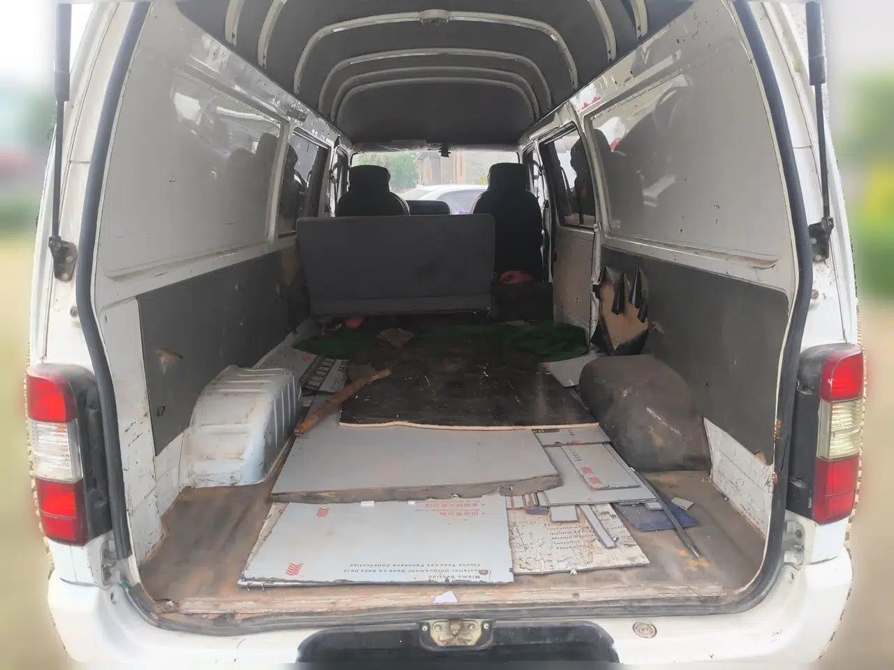 Jinbei Hiace 2.0 manual 4-seat cargo van — миниатюра 19
