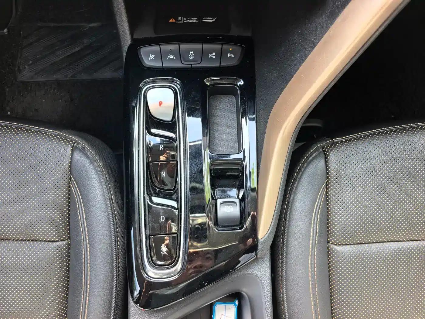 Buick Velite 7 2020 652E Connected Smart Edition — миниатюра 17