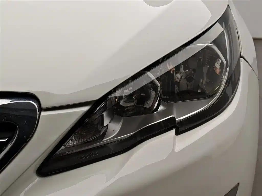 Peugeot 308S 2015 1.2T Automatic Sporty Edition — миниатюра 7