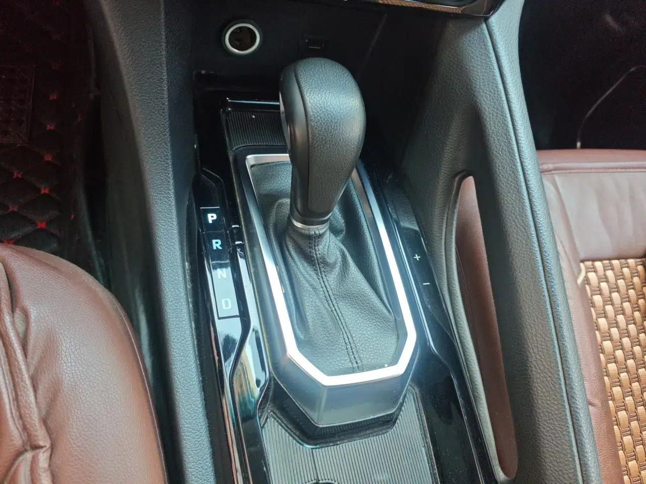 JMC Yusheng S350 2016 2.0T Automatic All-Wheel Drive Gasoline Ultra-Luxury 7-Seater — миниатюра 13