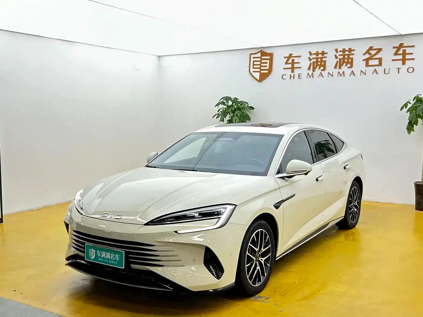 Seal 07 DM-i 2025 Intelligent Driving Edition DM-i 1.5L 125km Premium Model — миниатюра 1