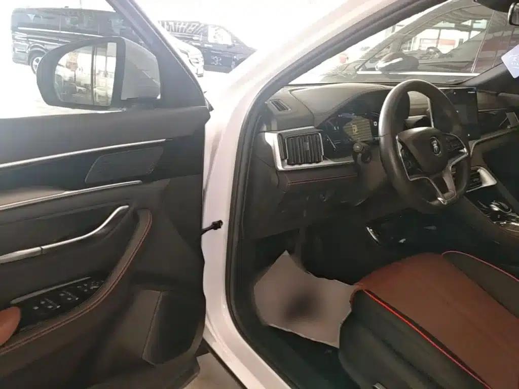 Song PLUS 2020 1.5T Automatic Premium Edition — миниатюра 16