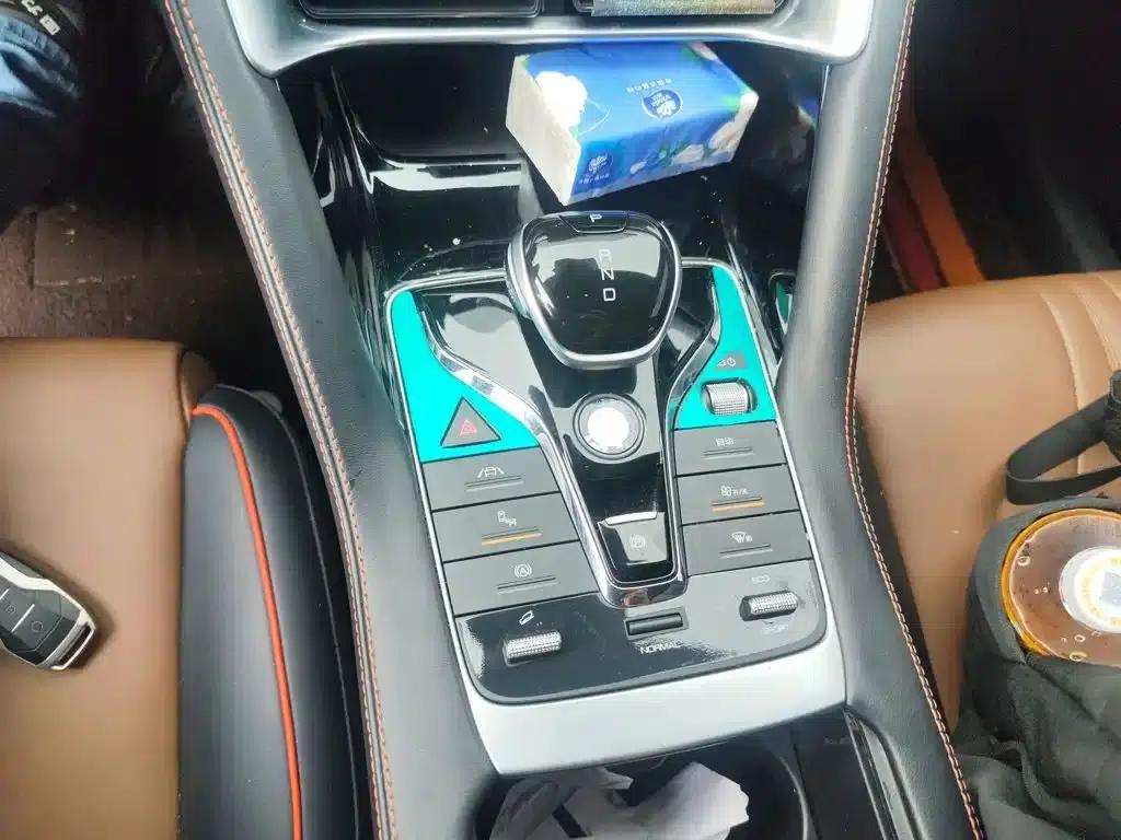 Song PLUS 2020 1.5T Automatic Flagship Edition — миниатюра 6