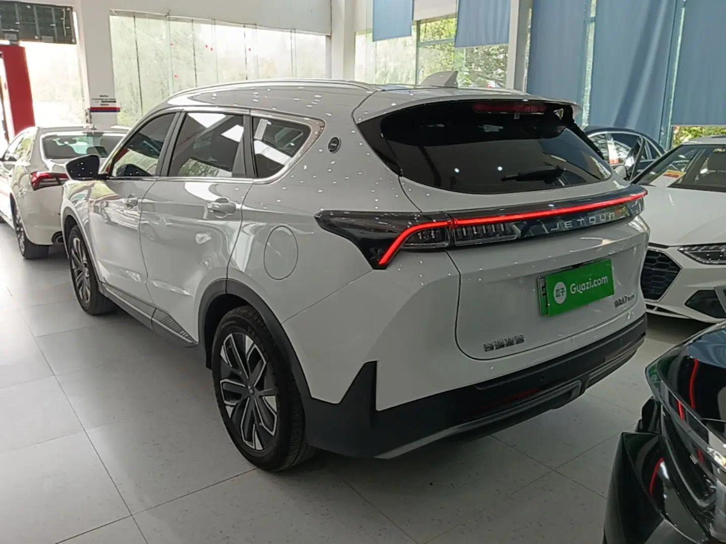 JETOUR Shanhai L7 2024 1.5T 120km MAX+ 7-Seater — миниатюра 4