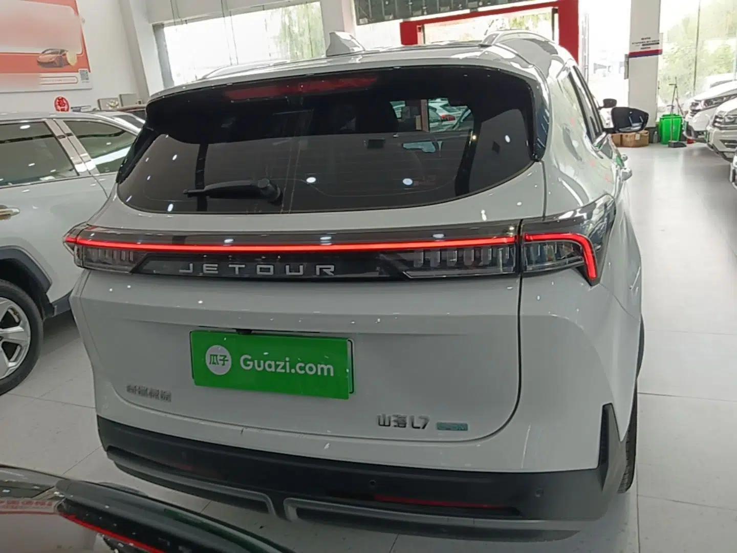 JETOUR Shanhai L7 2024 1.5T 120km MAX+ 7-Seater — миниатюра 5