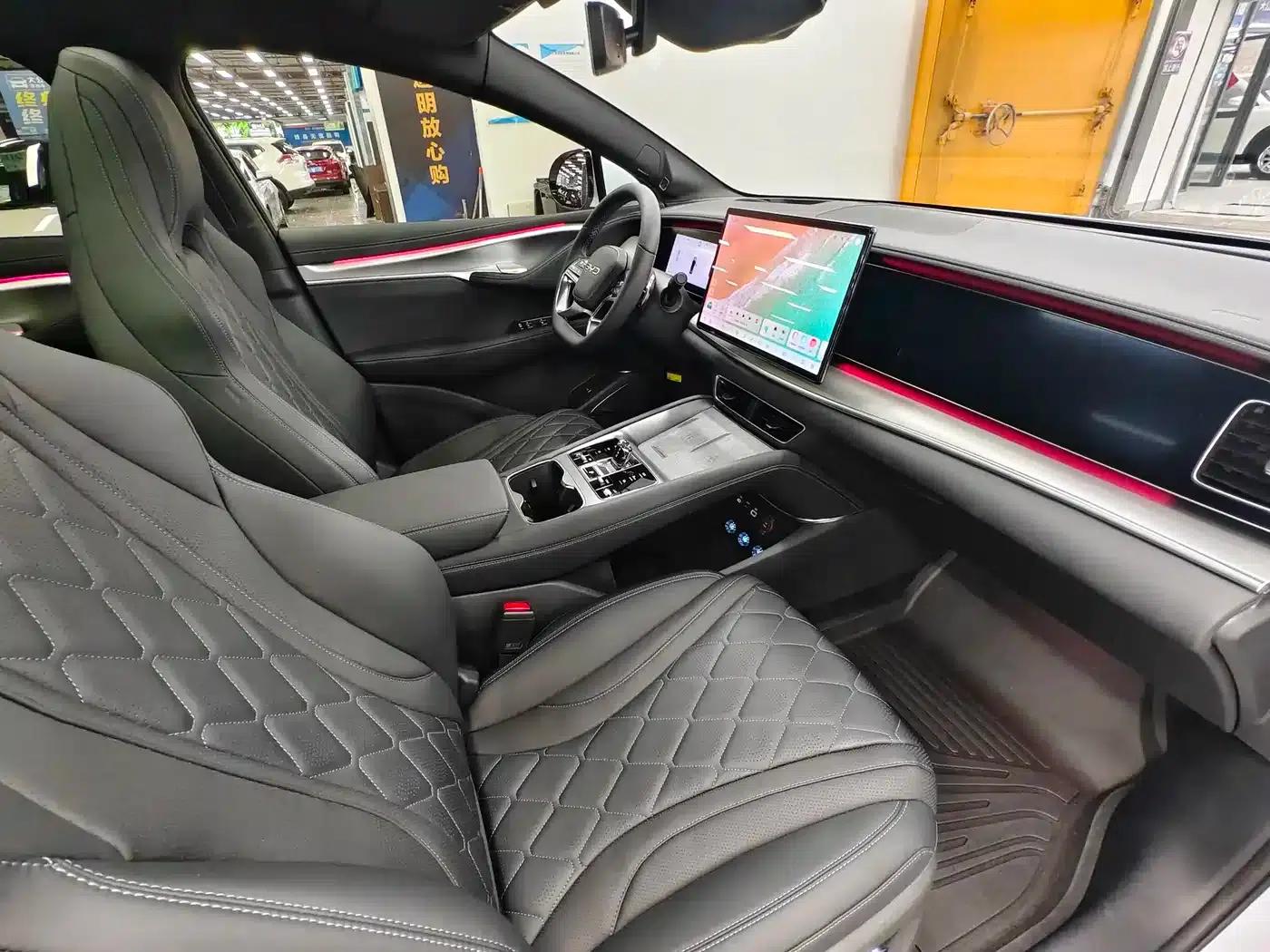 Hiace 07 EV 2024 Model 610 Smart Navigation Edition — миниатюра 15