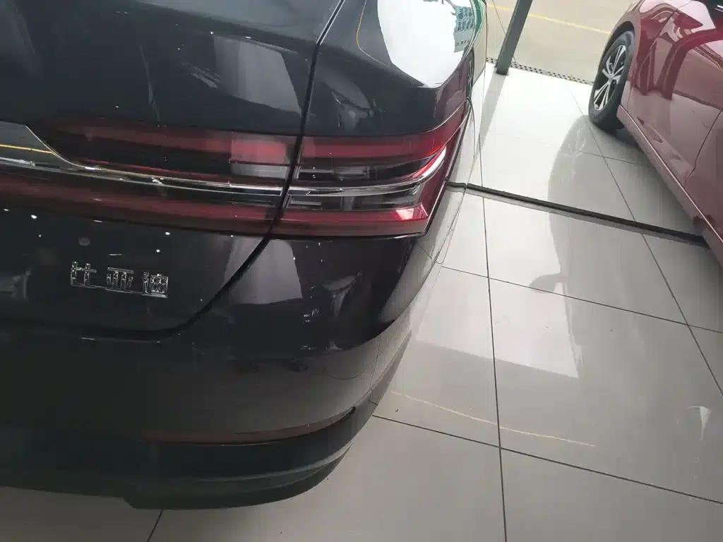 Qin Pro 2020 Super Edition 1.5TI Automatic Premium — миниатюра 19