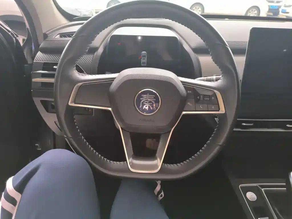Qin Pro 2020 Super Edition 1.5TI Automatic Premium — миниатюра 3