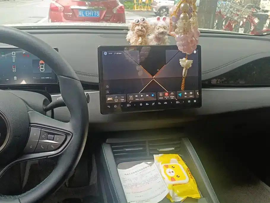 Seal 06 DM-i Touring Edition 2025 DM-i 150KM Premium Model — миниатюра 13