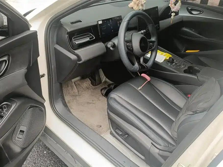 Seal 06 DM-i Touring Edition 2025 DM-i 150KM Premium Model — миниатюра 9