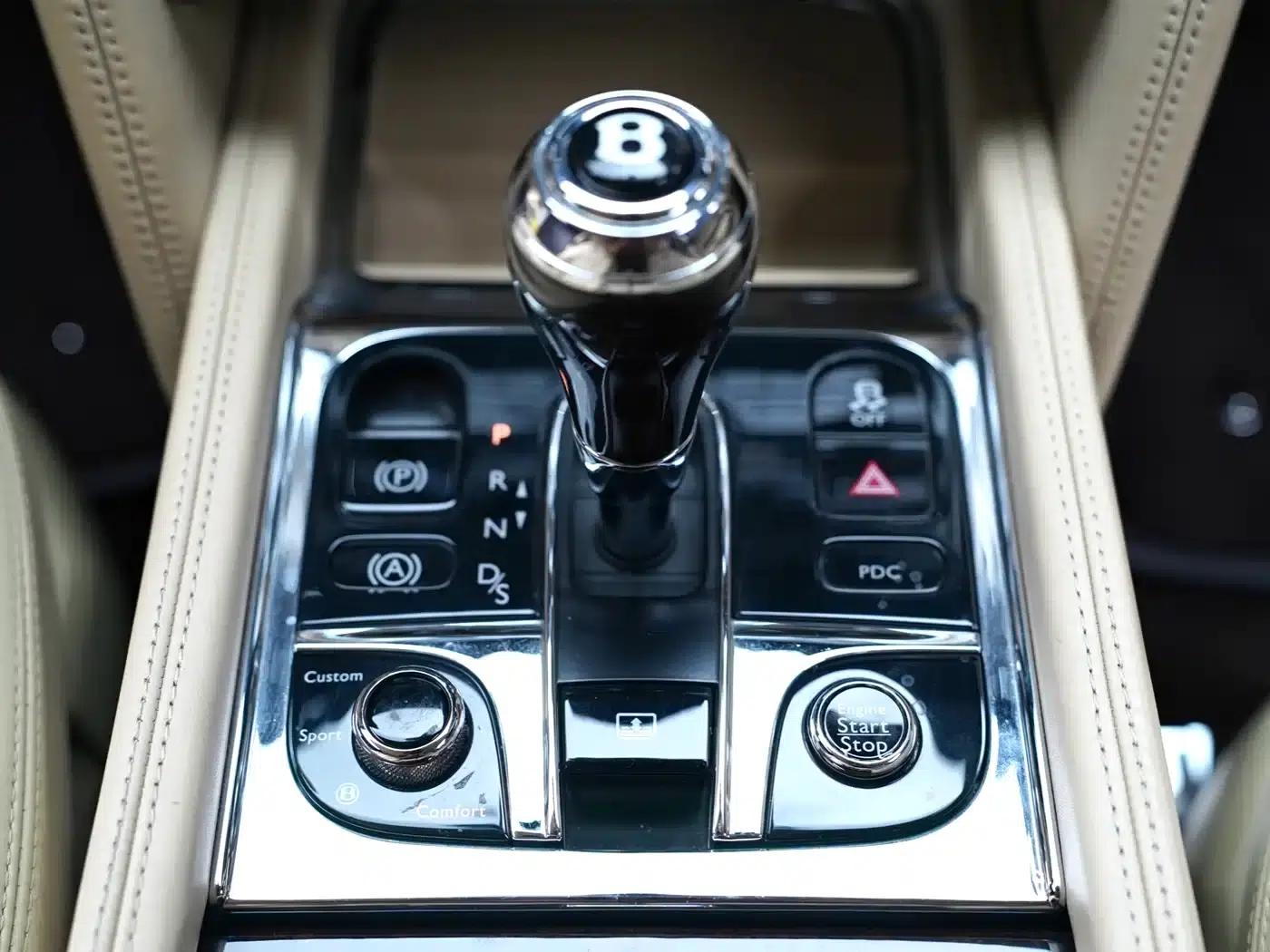 Mulsanne 2011 6.8T Luxury Edition — миниатюра 16
