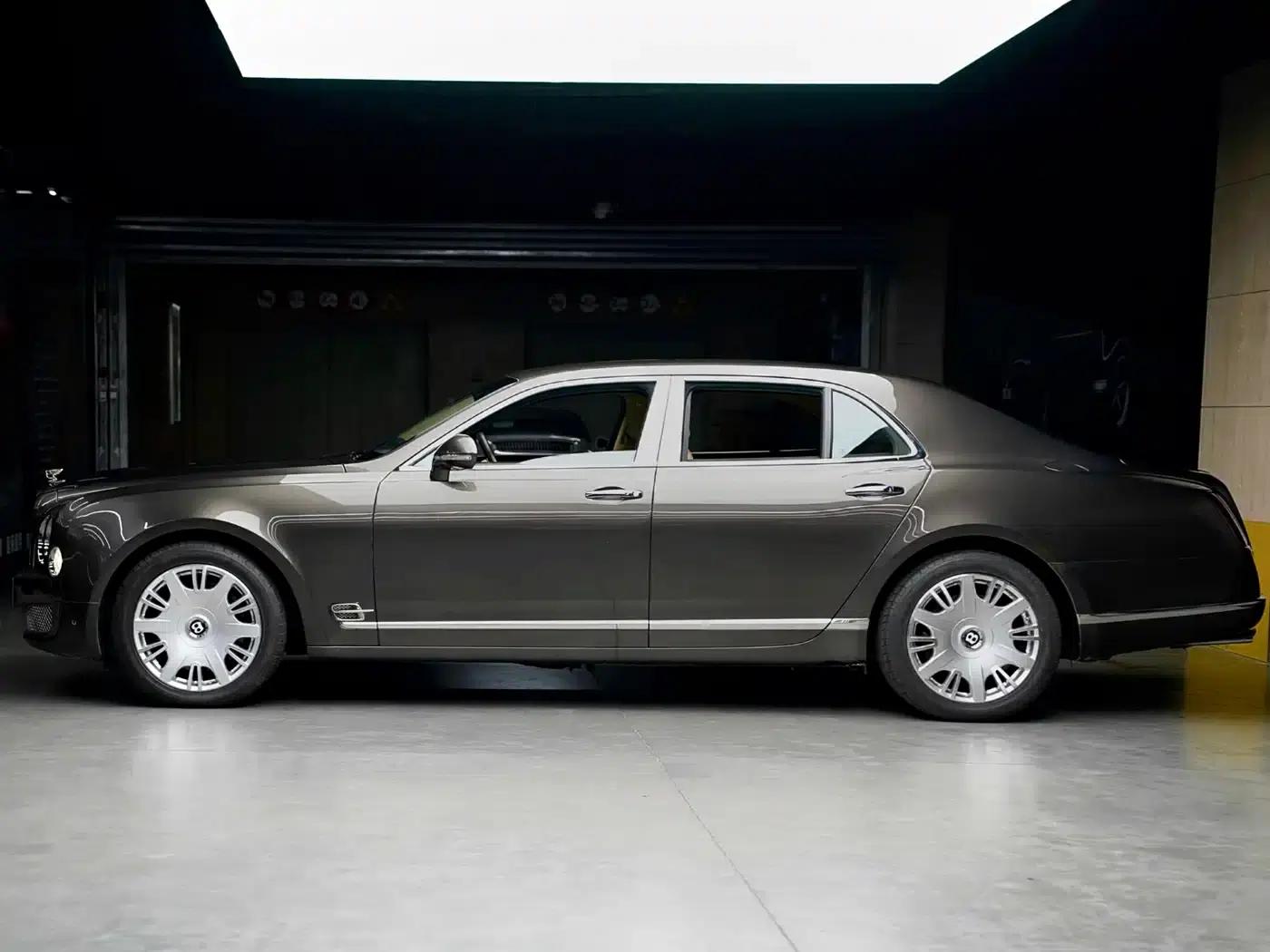 Mulsanne 2011 6.8T Luxury Edition — миниатюра 3