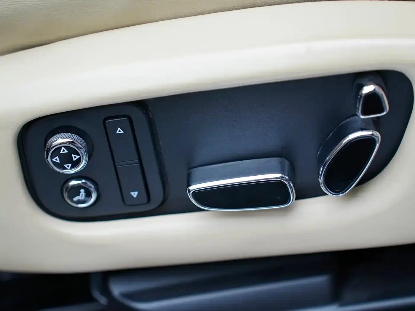 Mulsanne 2011 6.8T Luxury Edition — миниатюра 9