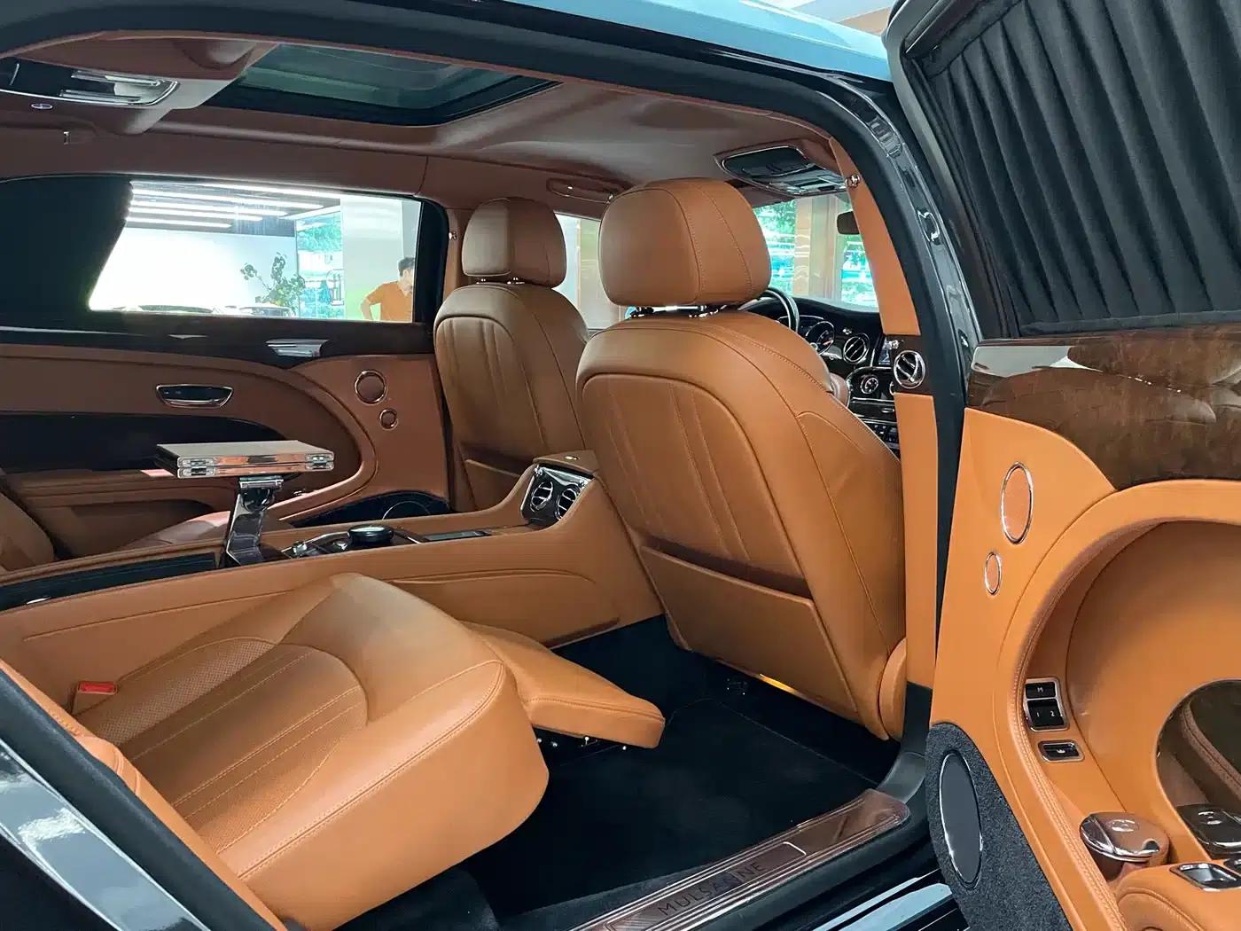 Mulsanne 2017 6.8T Long Wheelbase — миниатюра 16