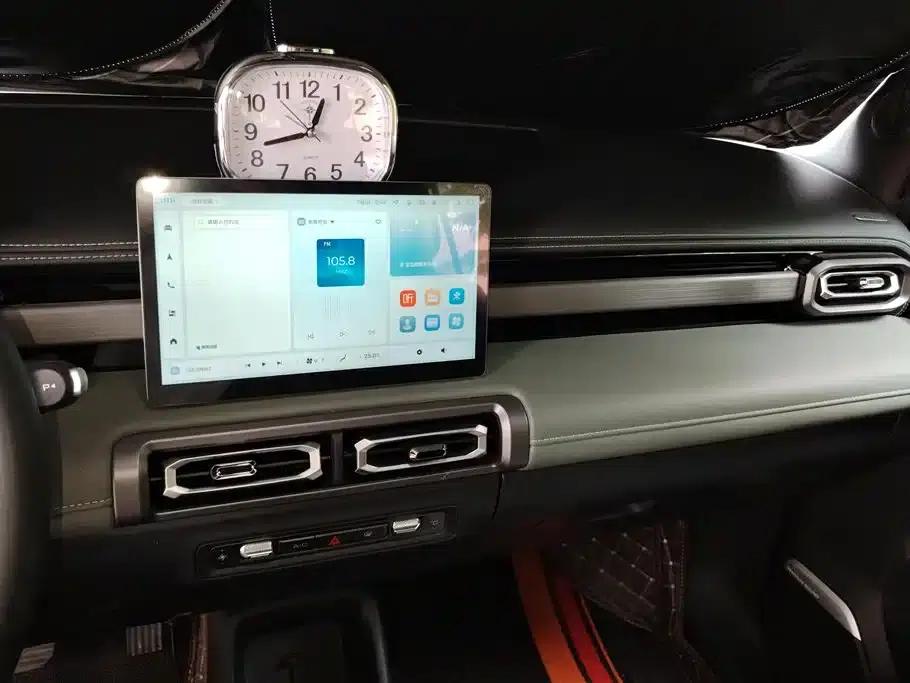 Baojun Yueye Plus 2024 Flagship Edition 4-seater — миниатюра 13