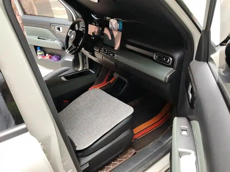 Baojun Yueye Plus 2024 Flagship Edition 4-seater — миниатюра 8