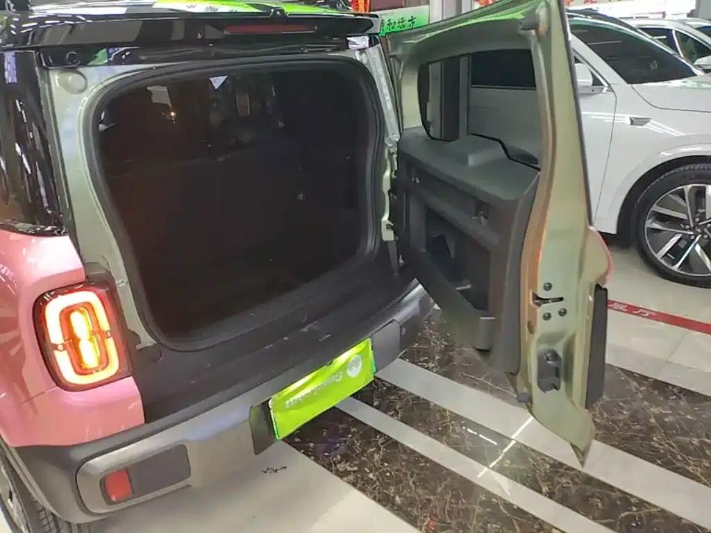 Baojun Yueye Plus 2025 Flagship Edition 5-seater — миниатюра 19
