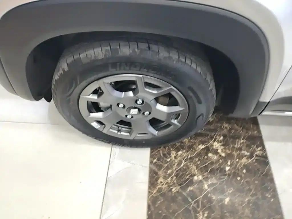 Baojun Yueye Plus 2025 Flagship Edition 5-seater — миниатюра 23