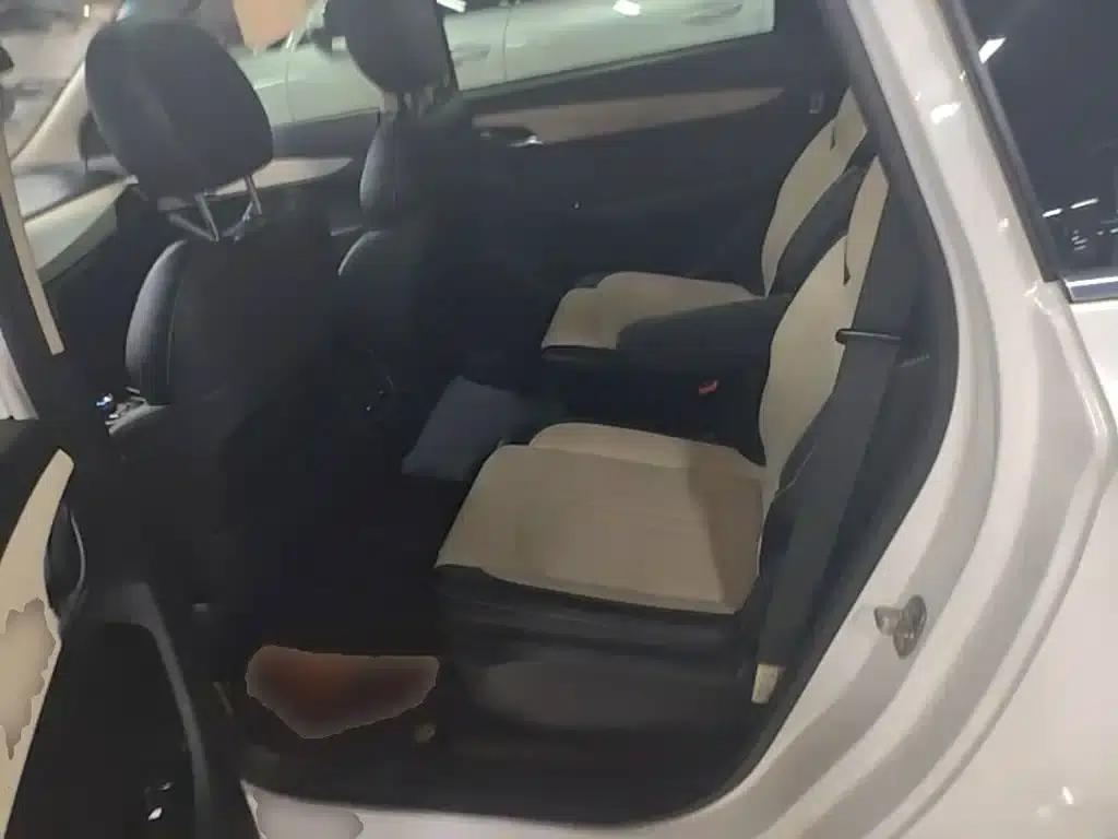 Baojun 360 2018 1.5L Automatic Deluxe Edition (National V Emission Standard) — миниатюра 13