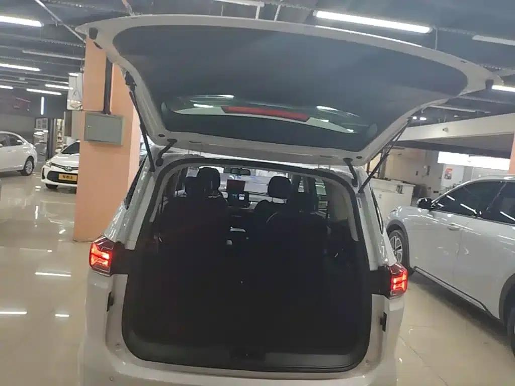 Baojun 360 2018 1.5L Automatic Deluxe Edition (National V Emission Standard) — миниатюра 15
