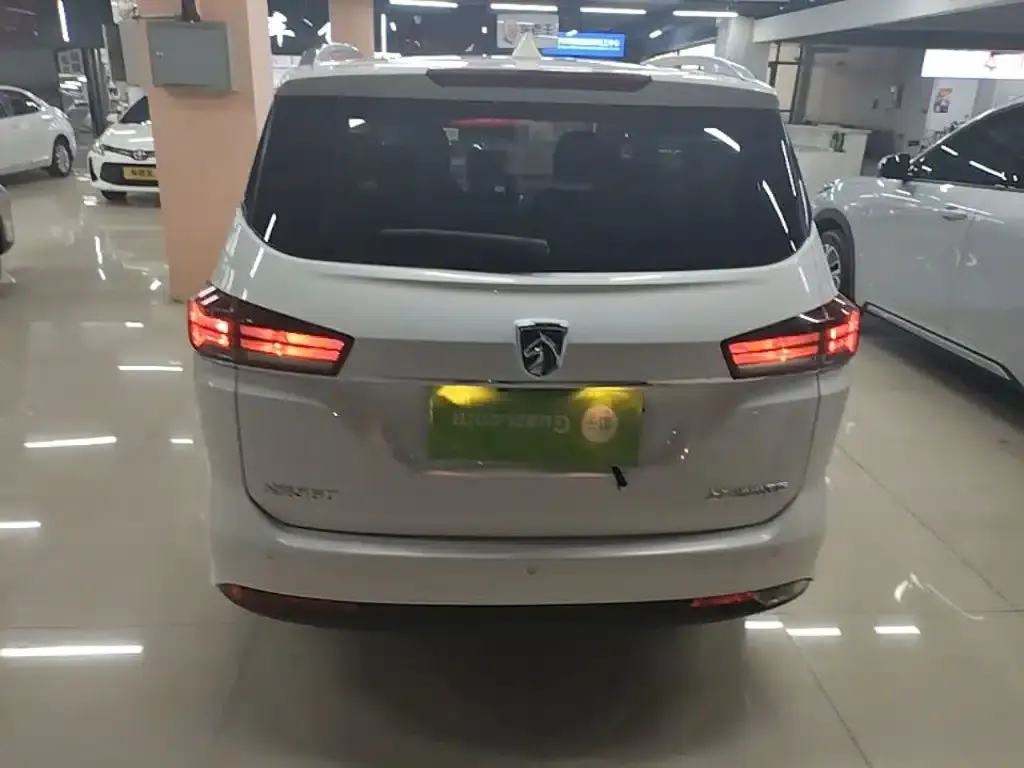 Baojun 360 2018 1.5L Automatic Deluxe Edition (National V Emission Standard) — миниатюра 4
