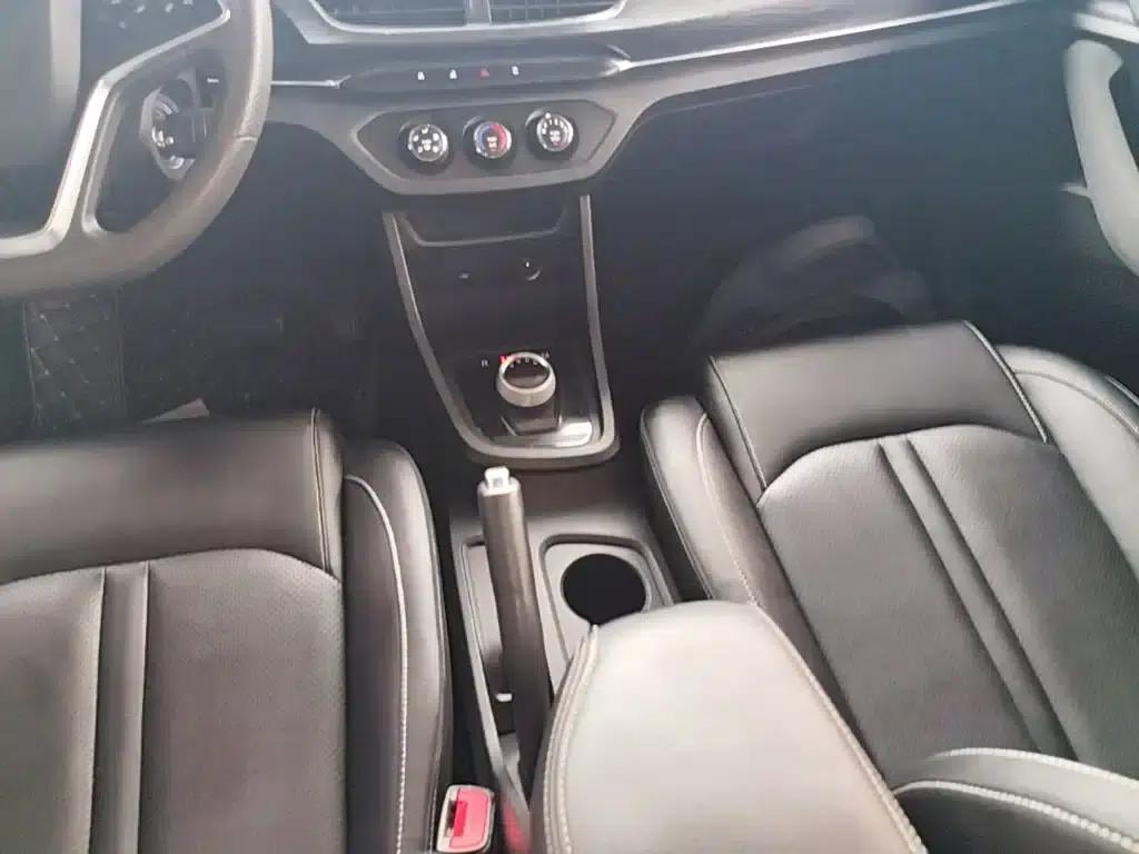 Baojun 360 2019 1.5L Automatic Elite (National VI Emission Standard) — миниатюра 14