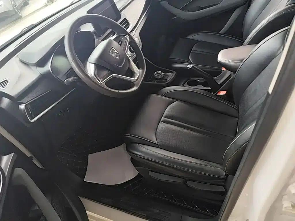 Baojun 360 2019 1.5L Automatic Elite (National VI Emission Standard) — миниатюра 15