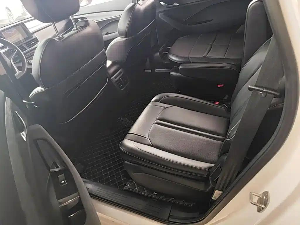 Baojun 360 2019 1.5L Automatic Elite (National VI Emission Standard) — миниатюра 17