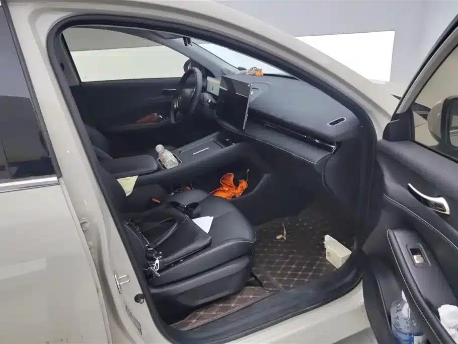 Baojun Yunhai 2024 500km Pure Electric Version — миниатюра 8