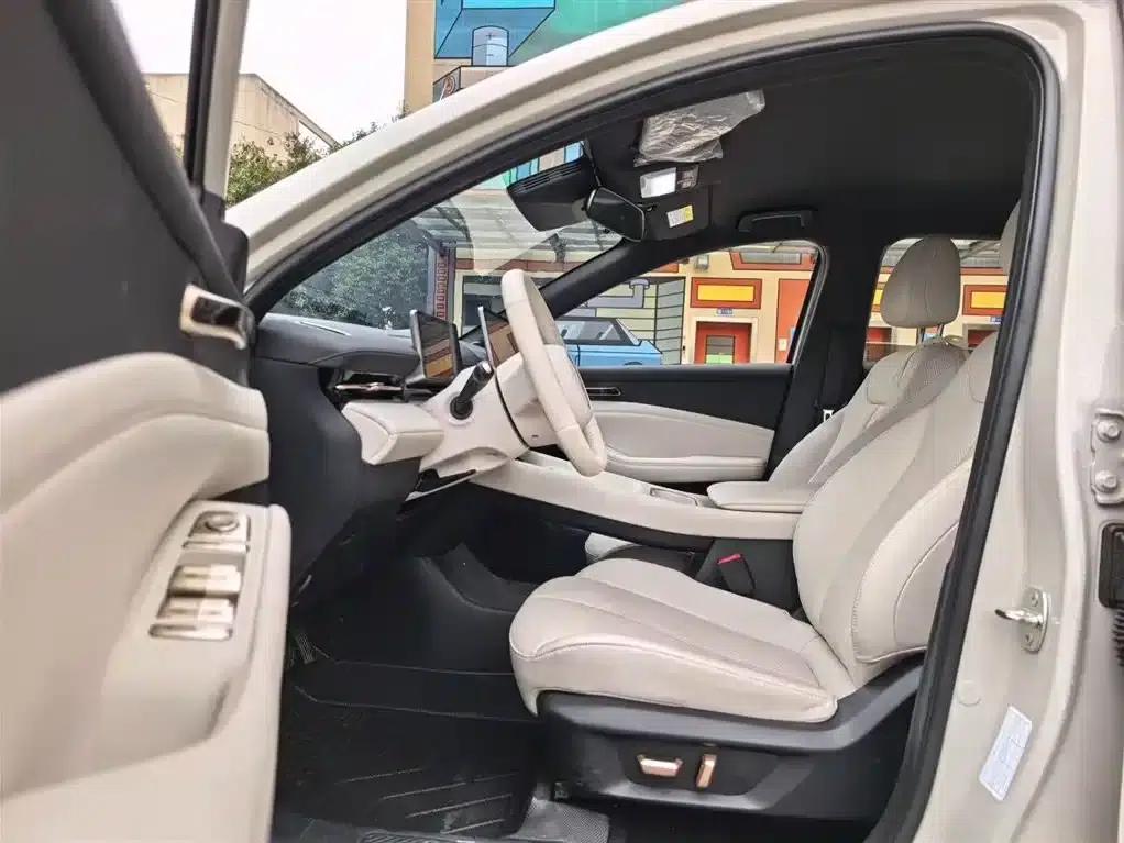 Baojun Yunhai 2024 600km Pure Electric Version — миниатюра 5