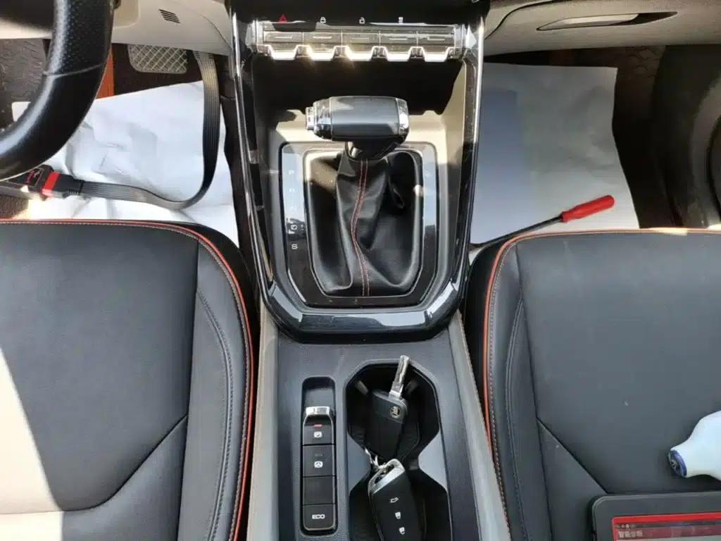 Baojun RS-3 2020 1.5L CVT 24-Hour Online Luxury Edition — миниатюра 14