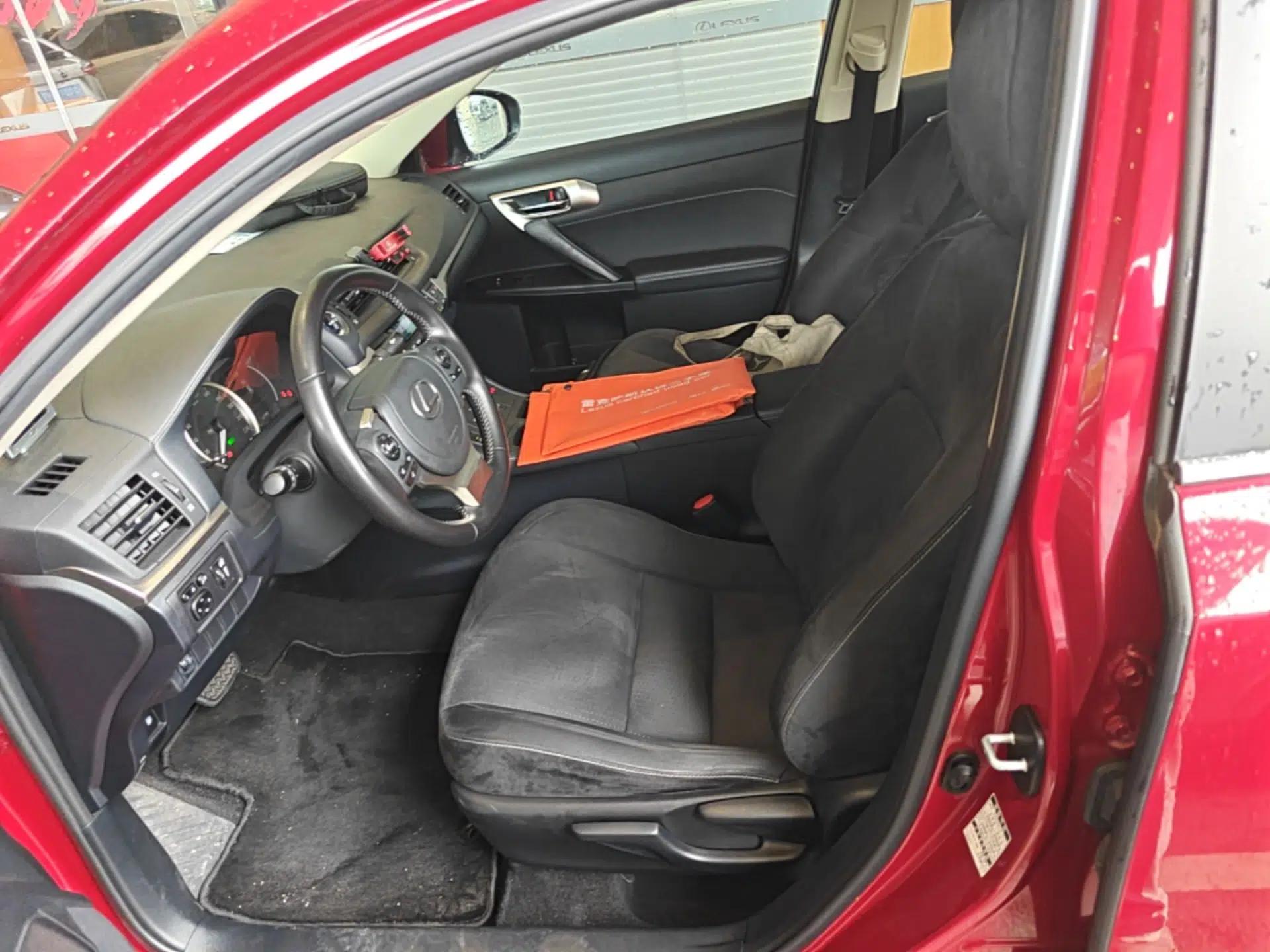 Lexus CT 2020 CT200h Elite Edition Monochrome — миниатюра 17