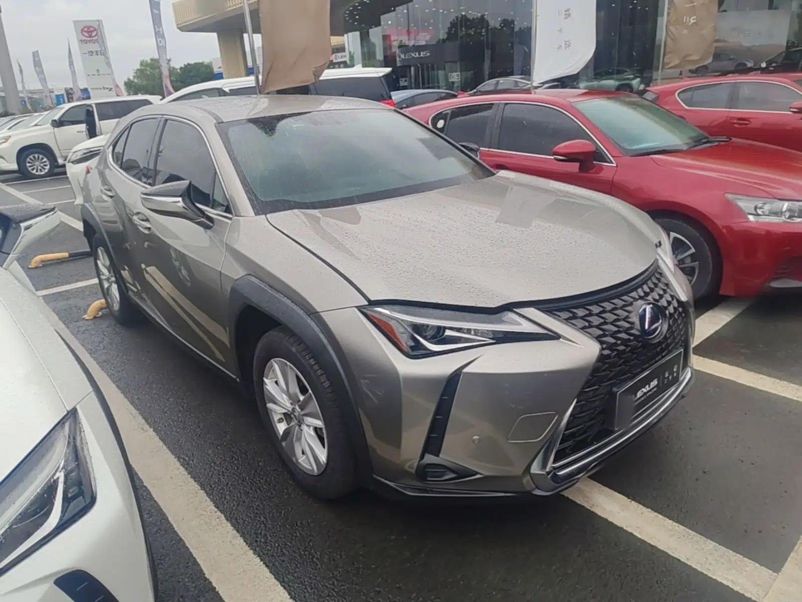 Lexus UX 2020 260h Explore-Cool Edition — миниатюра 3
