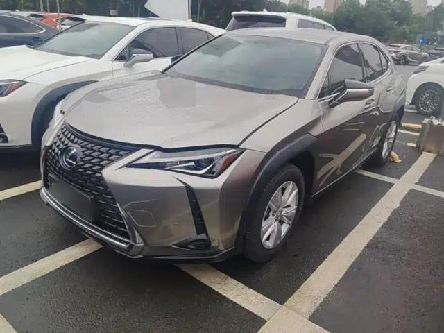 Lexus UX 2020 260h Explore-Cool Edition