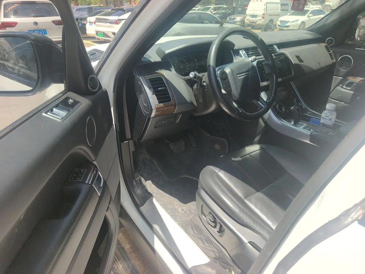 Land Rover Range SportNew Energy 2018 P400e — миниатюра 16