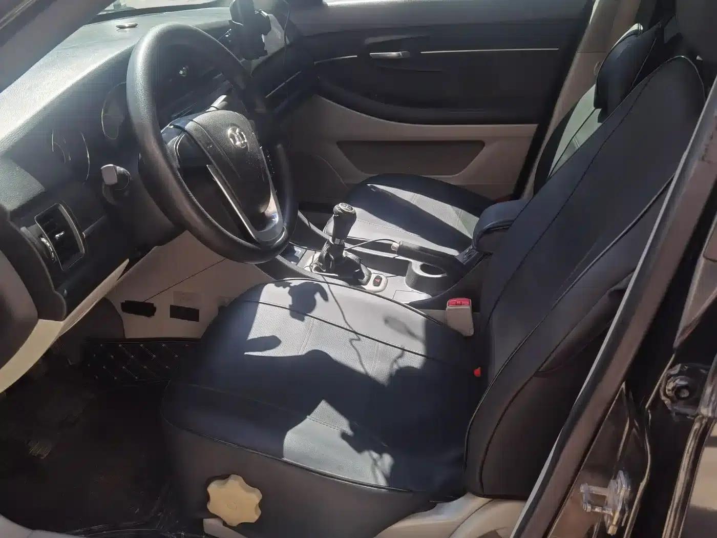 2014 Senova D50 1.5L Manual Standard Edition — миниатюра 9